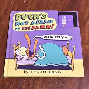 Rare HTF book Duck's Not Afraid of the Dark by Ethan Long